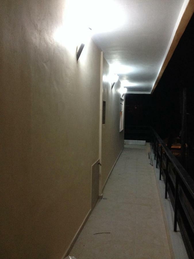 נאוי אפיבטיי Apartment By The Beach מראה חיצוני תמונה